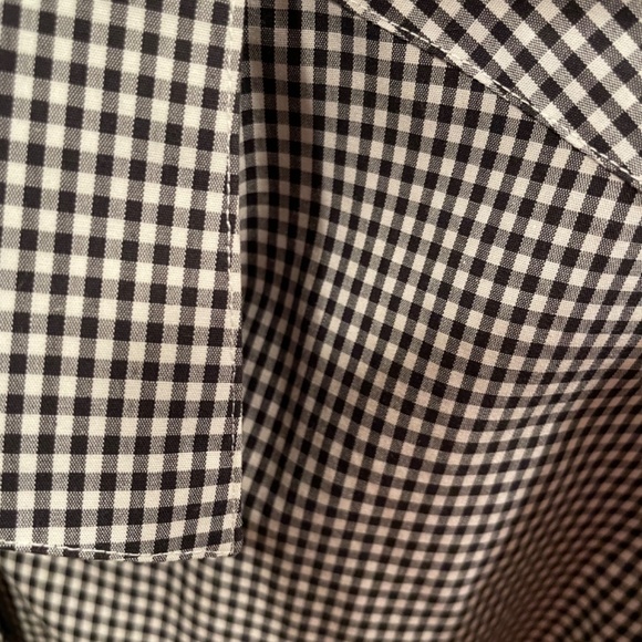 Brooks Brothers women’s non-iron button down shirt - Picture 3 of 4